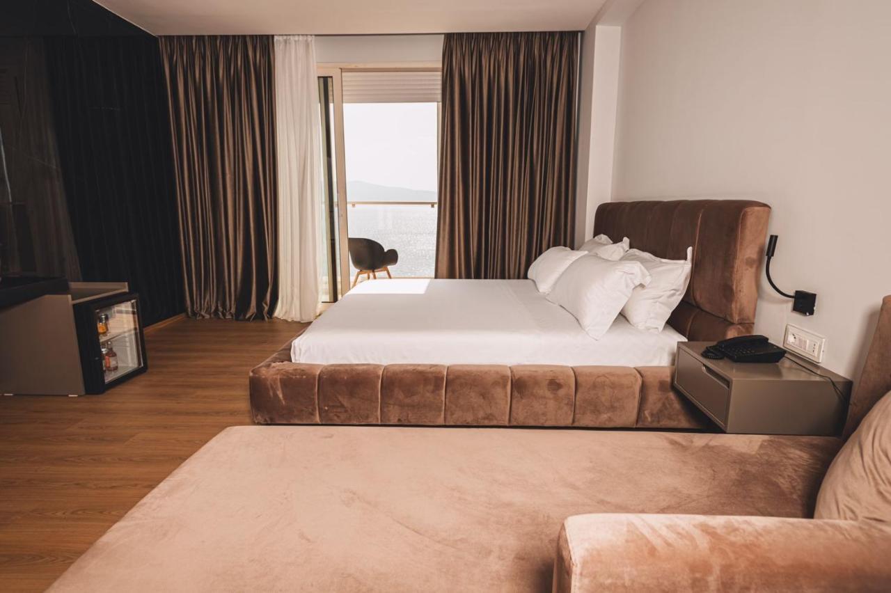 Hotel Grand Mirage Vlorë Esterno foto