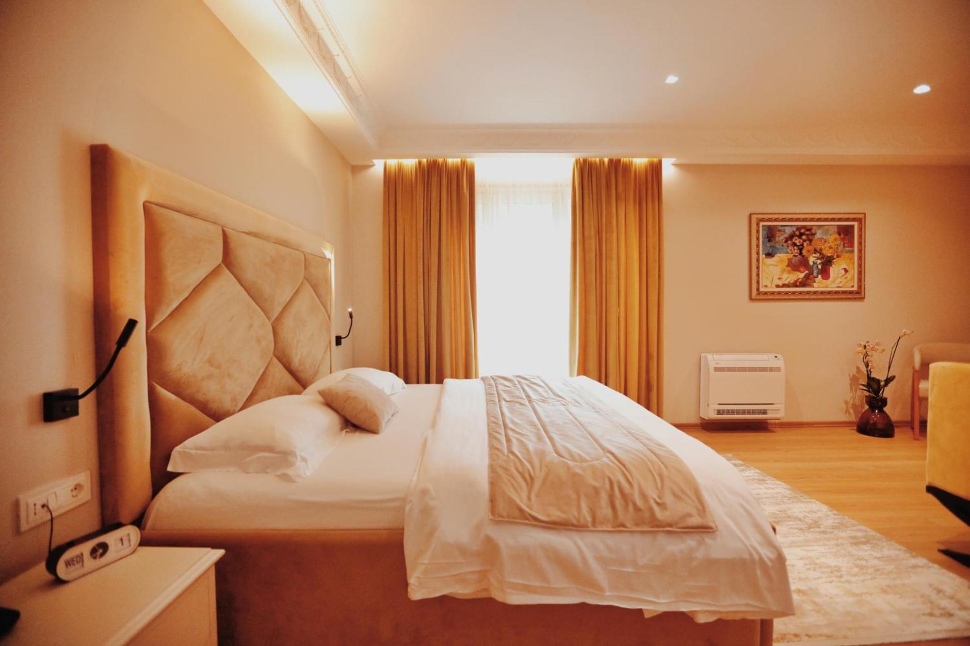 Hotel Grand Mirage Vlorë Esterno foto