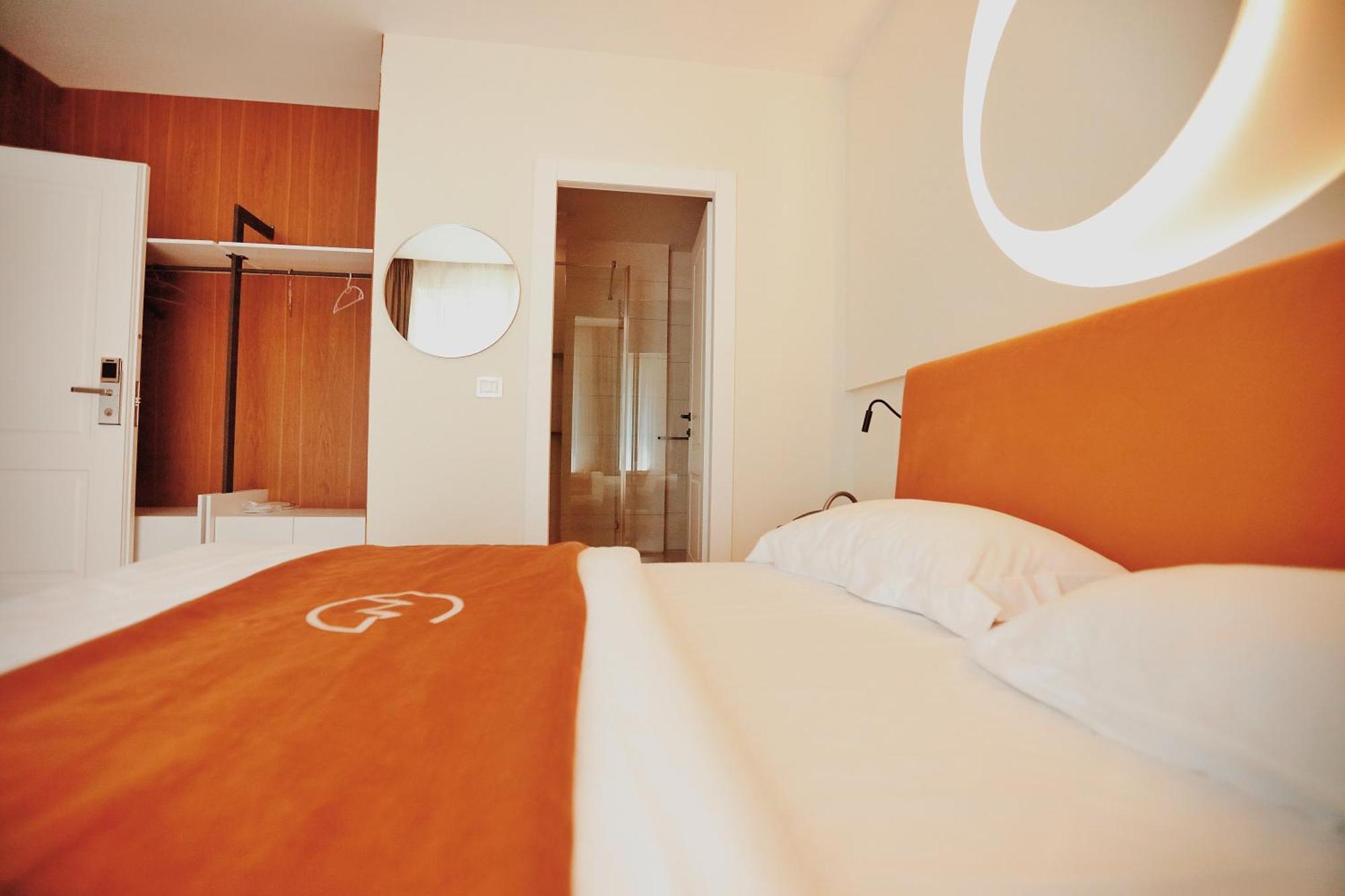 Hotel Grand Mirage Vlorë Esterno foto